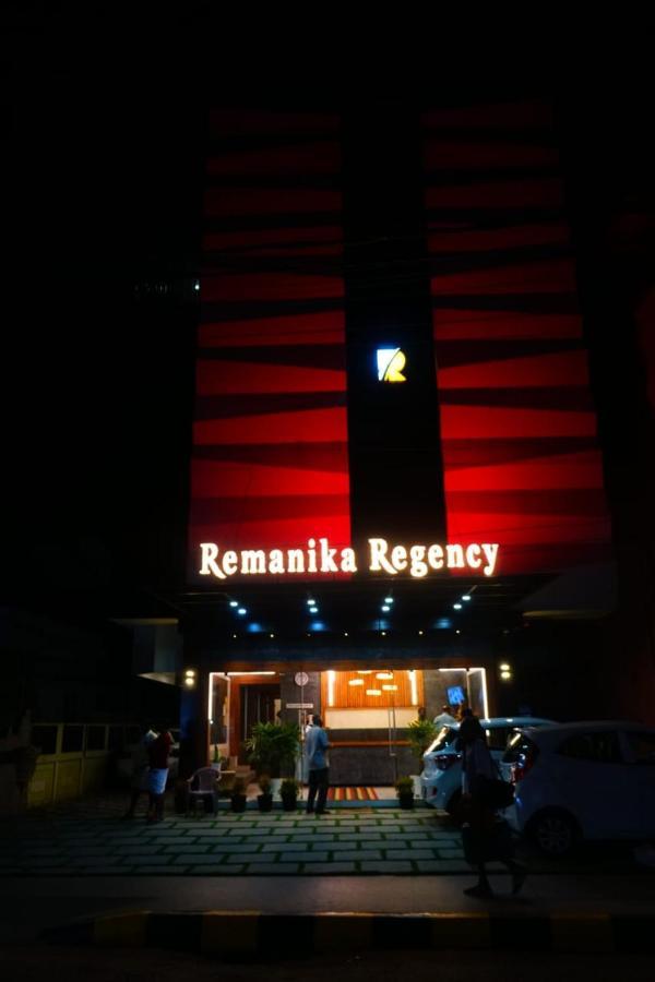 Remanika Regency Hotel Guruvayur Luaran gambar