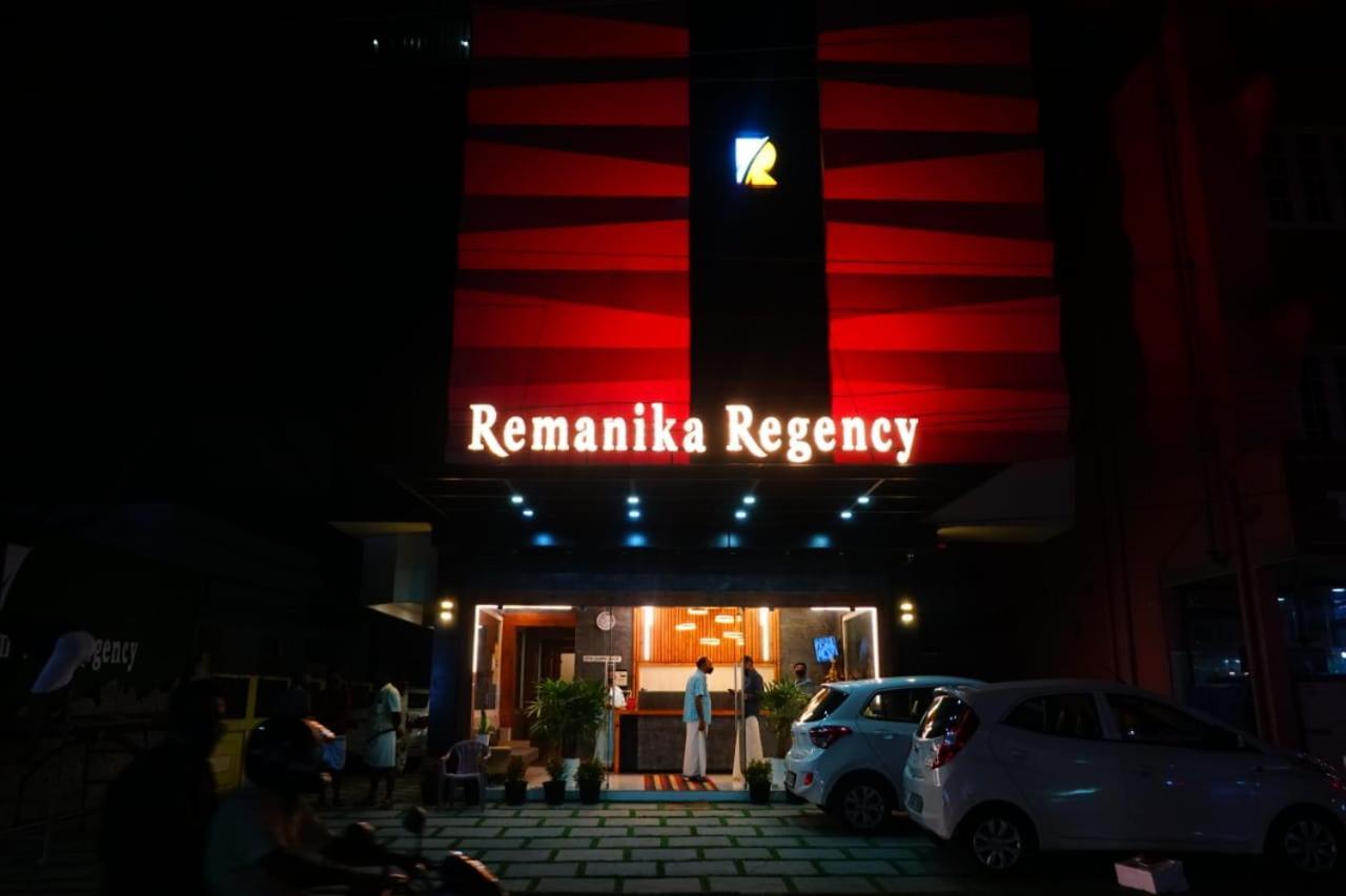 Remanika Regency Hotel Guruvayur Luaran gambar