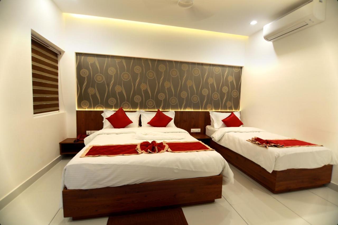 Remanika Regency Hotel Guruvayur Luaran gambar