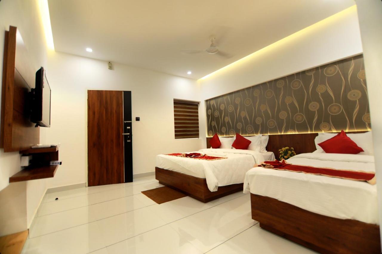 Remanika Regency Hotel Guruvayur Luaran gambar